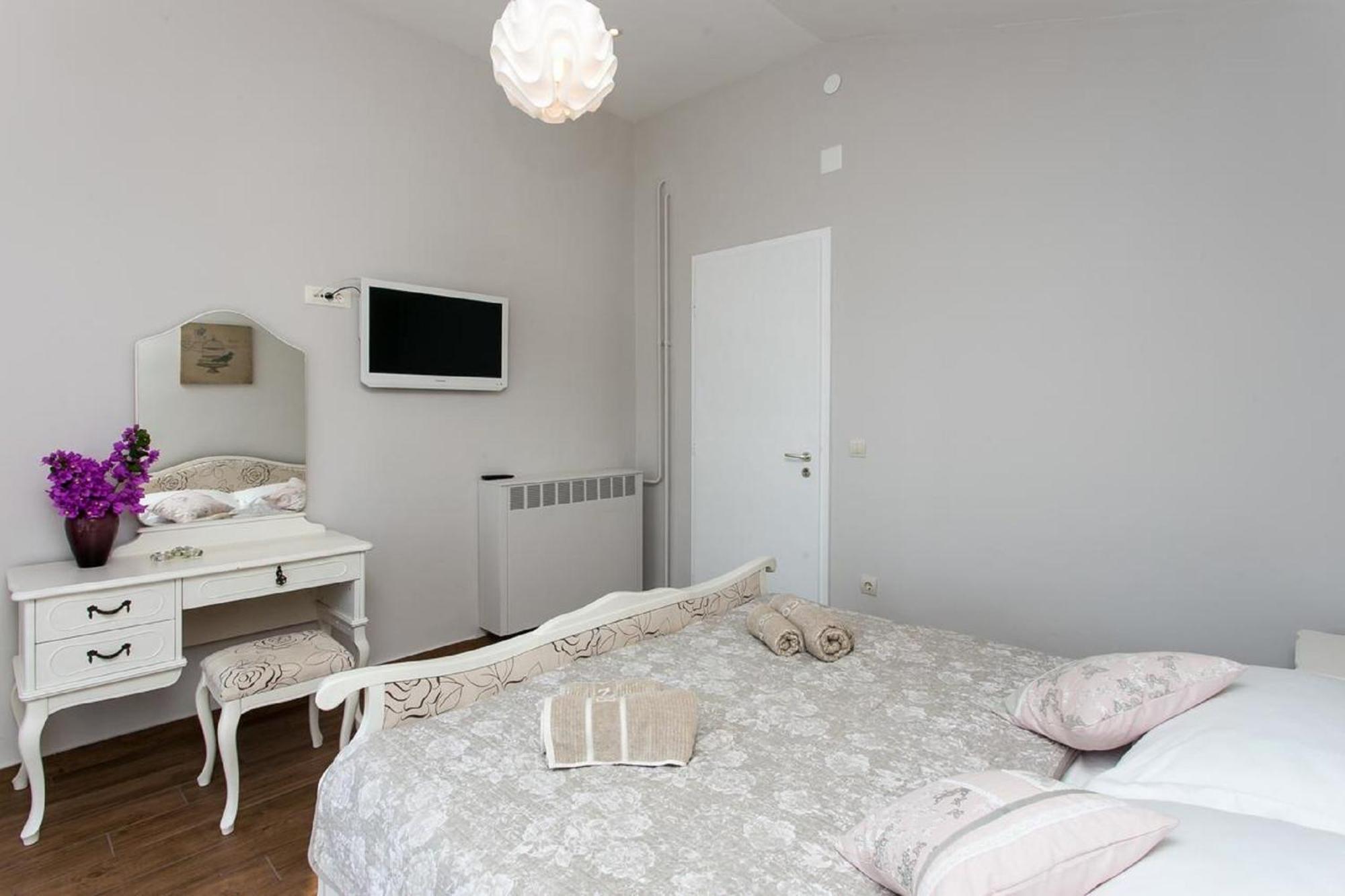 Apartments Villa Mirjana Mlini Quarto foto